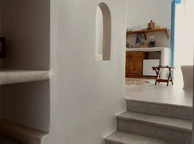 Blue In Naxos * Naxos City